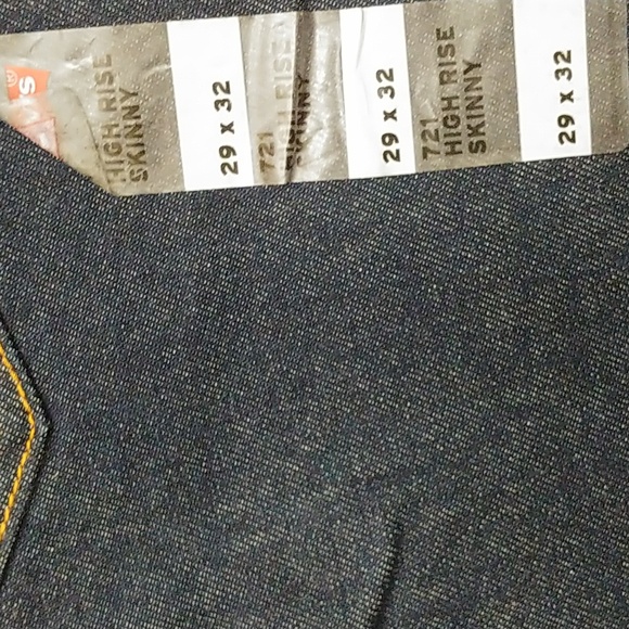 Levi's 721 Hi Rise Jeans - Picture 8 of 16